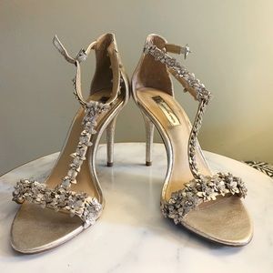 Gold High heels